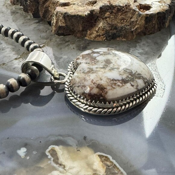 Sterling Silver Southwestern Style Wild Horse Heart Shape Pendant For Women - Picture 3 of 10